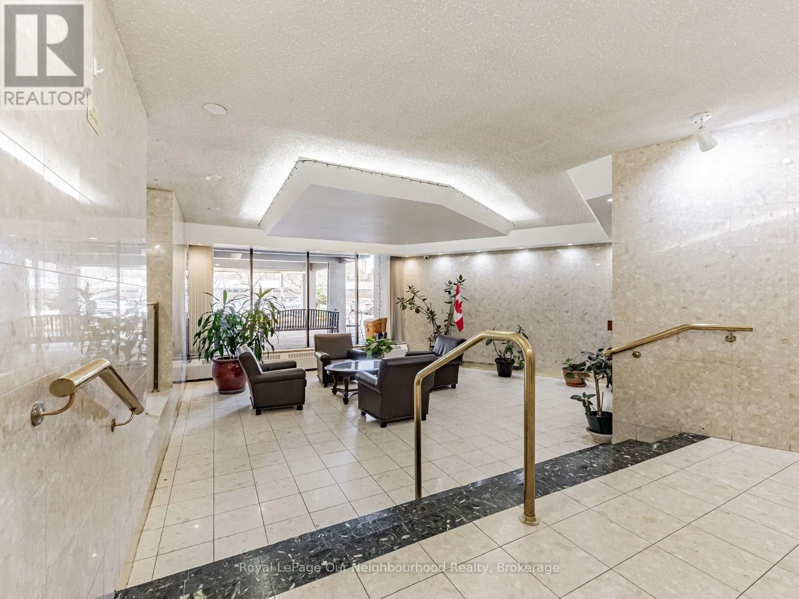 2012 - 60 PAVANE LINKWAY
