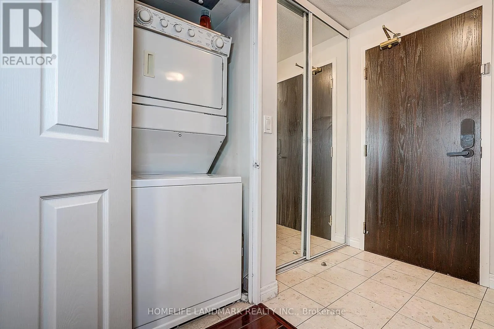 1107 - 23 HOLLYWOOD AVENUE