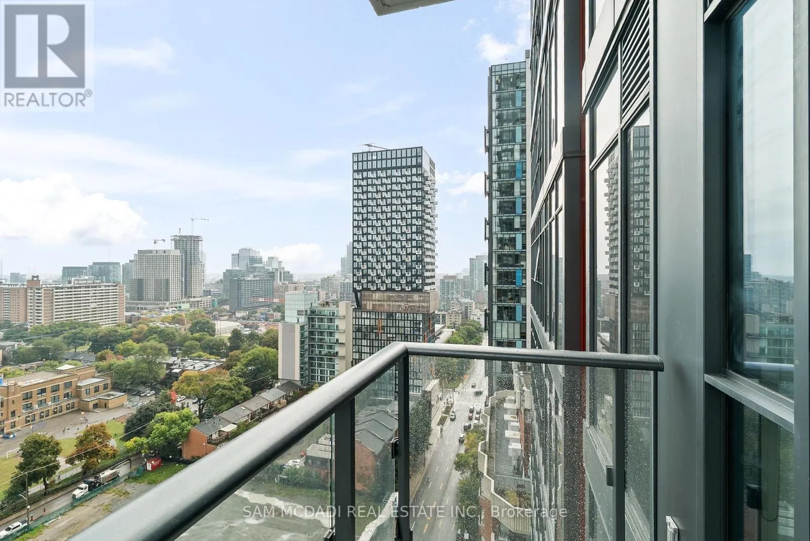 1906 - 159 DUNDAS STREET E