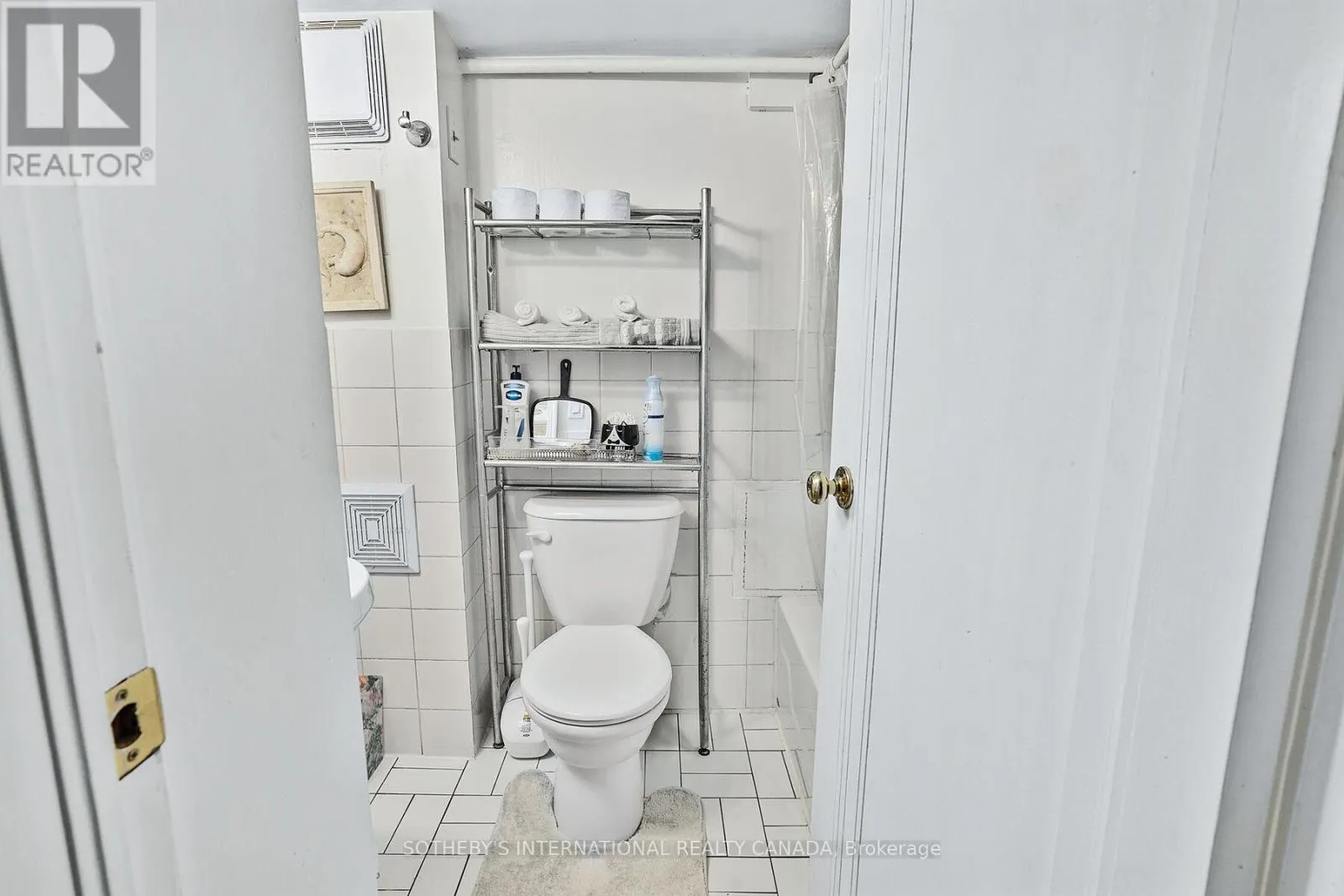 12 BELSIZE DRIVE