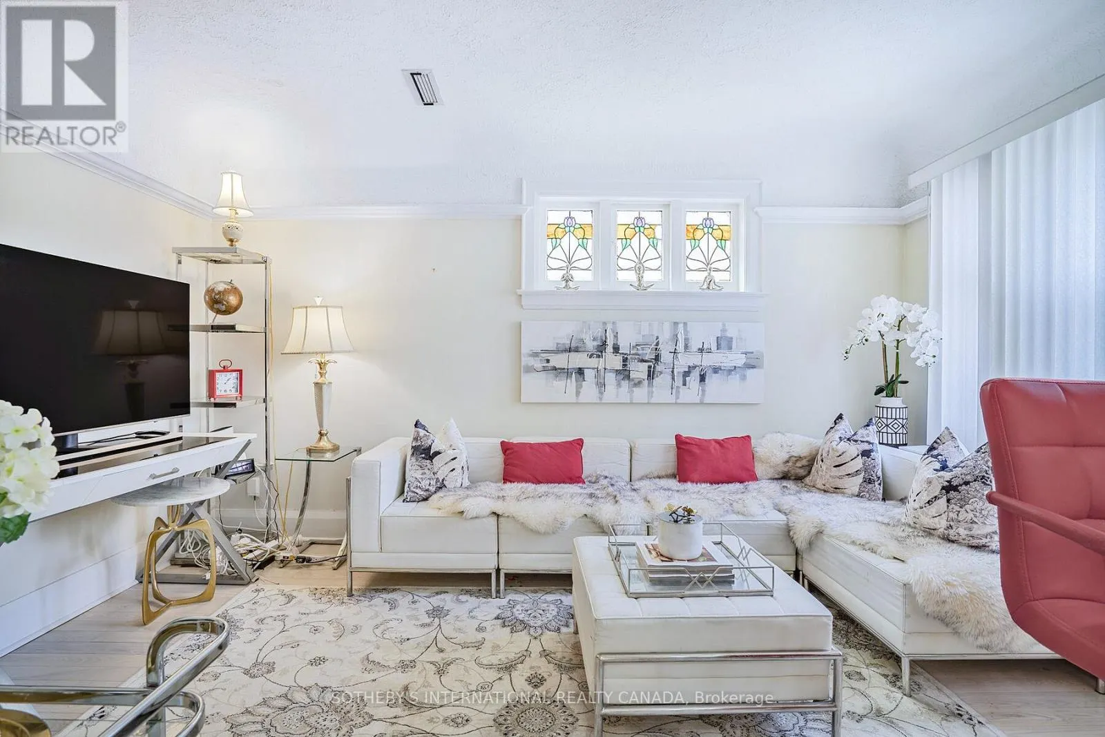 12 BELSIZE DRIVE
