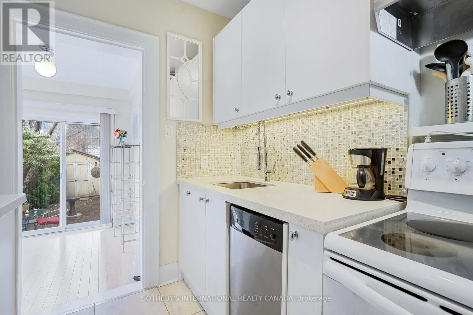 12 BELSIZE DRIVE
