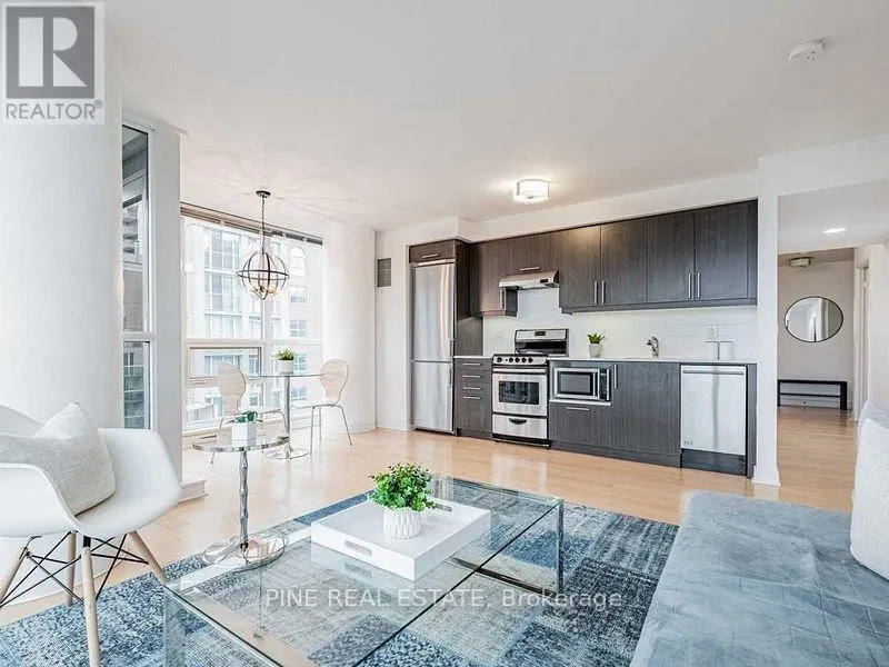 1103 - 320 RICHMOND STREET E