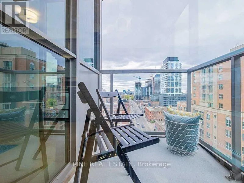 1103 - 320 RICHMOND STREET E