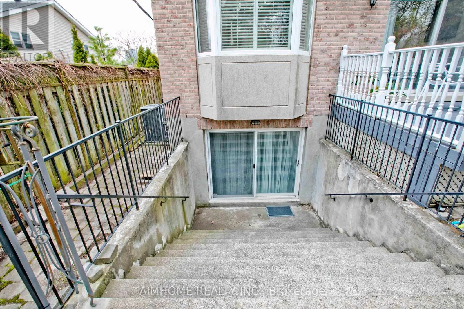 401 LONGMORE STREET