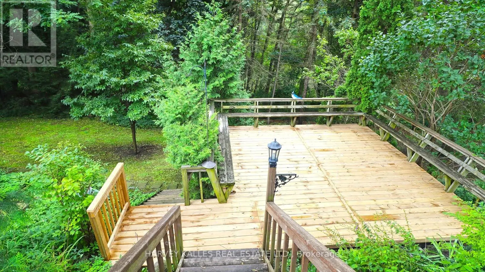 UPPER - 95 CHATSWORTH DRIVE