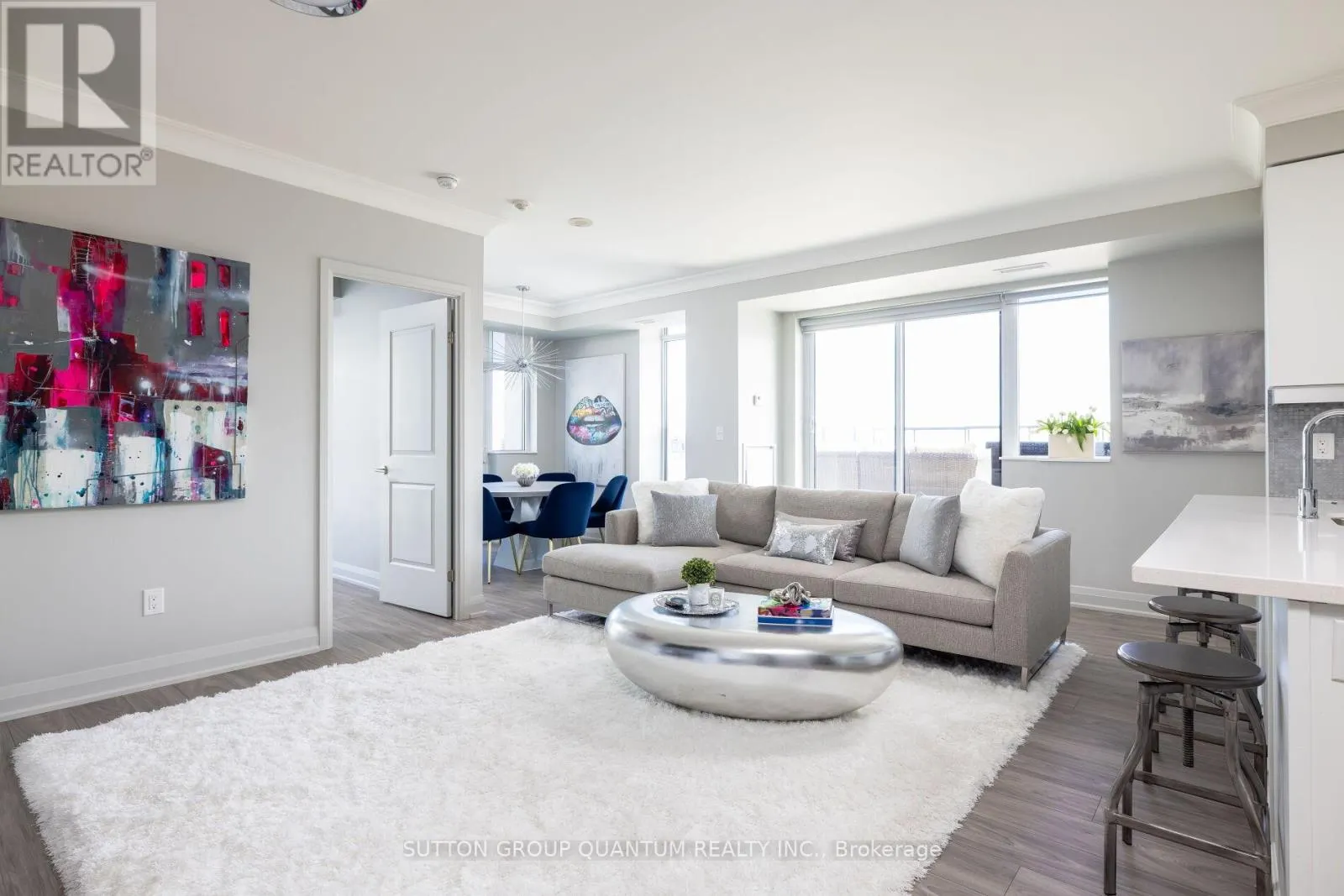 LPH 03 - 400 ADELAIDE STREET E