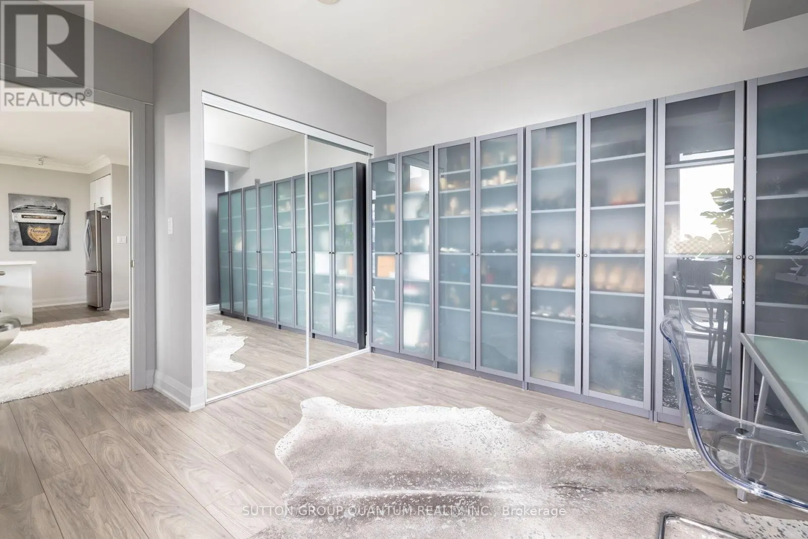 LPH 03 - 400 ADELAIDE STREET E