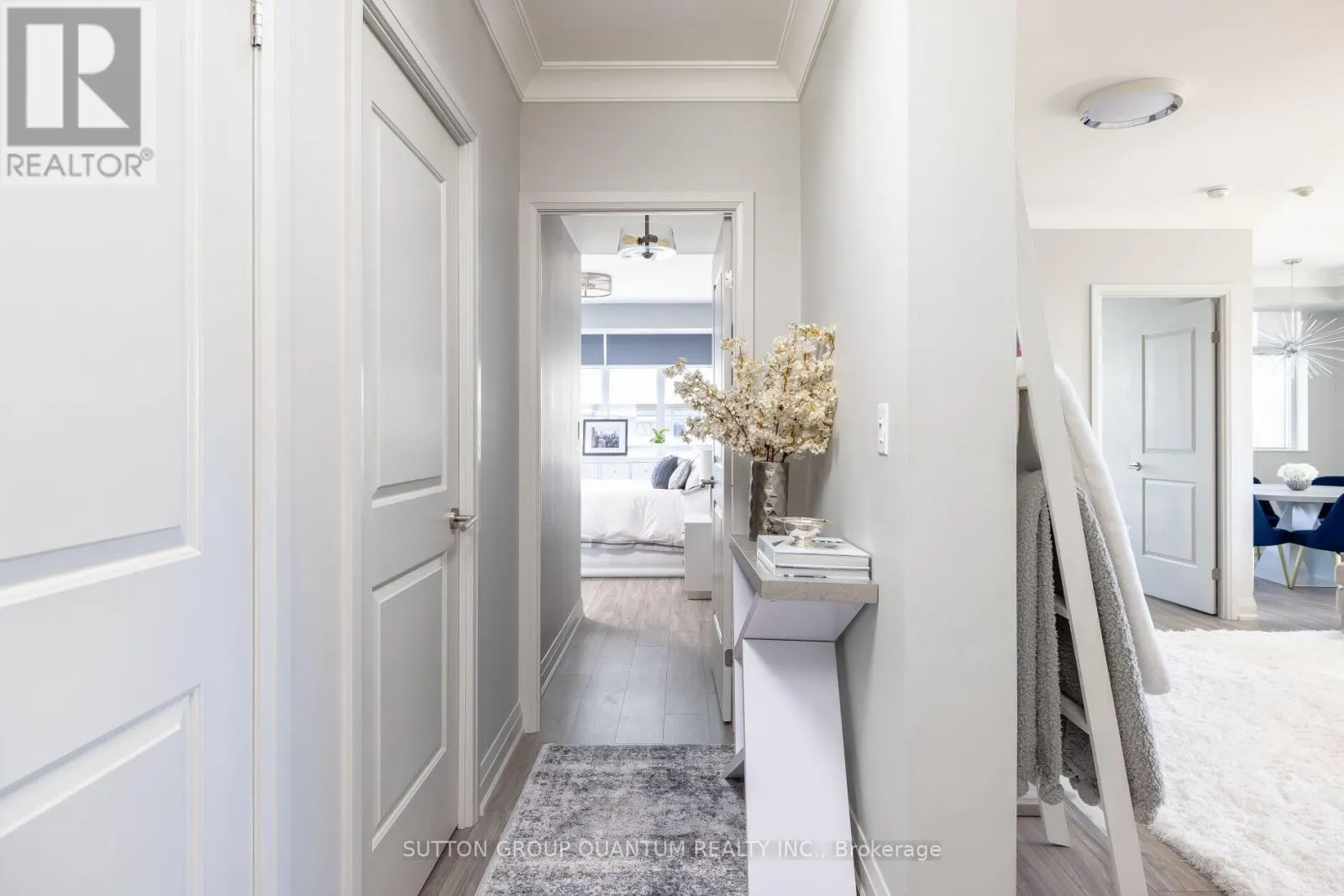 LPH 03 - 400 ADELAIDE STREET E