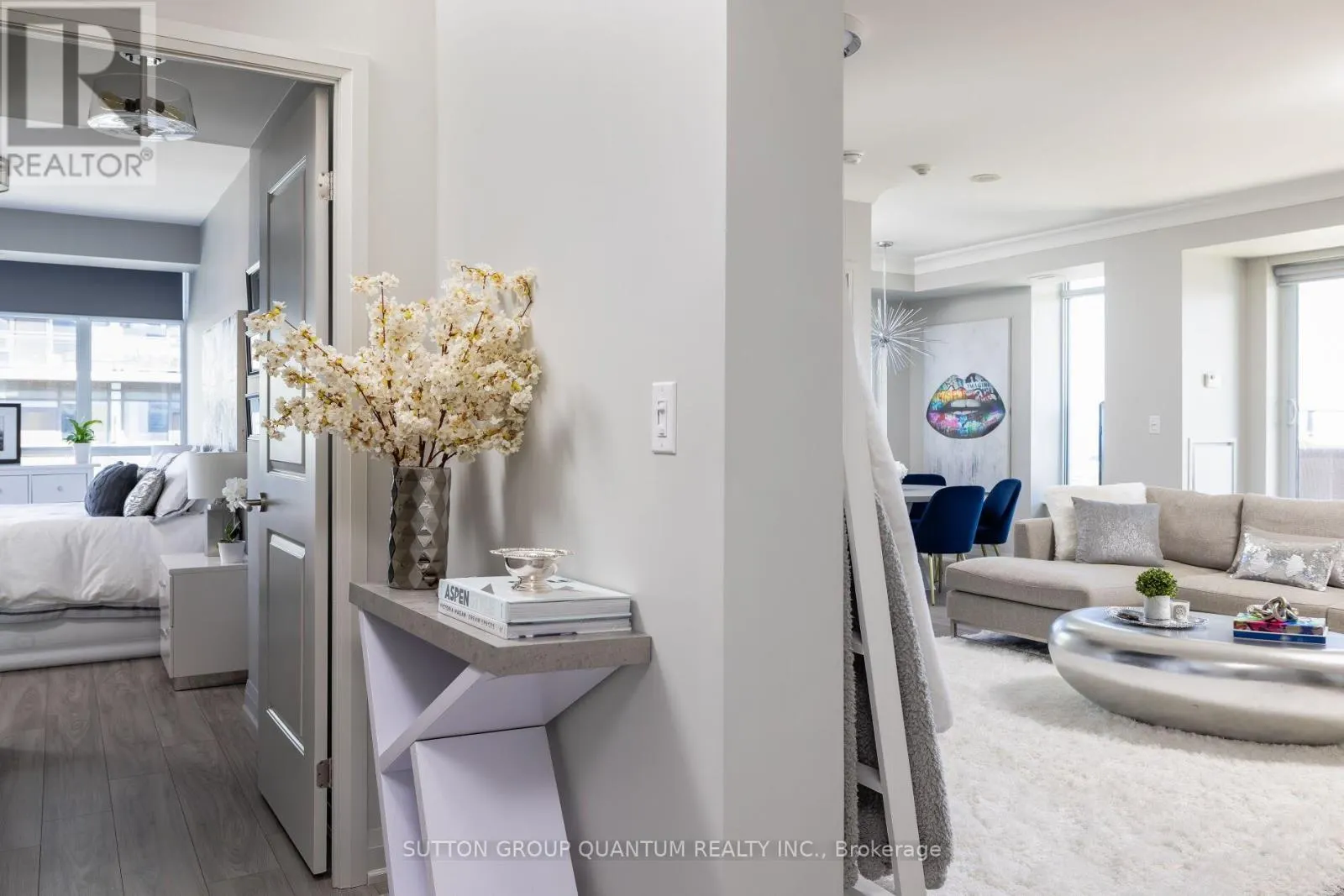 LPH 03 - 400 ADELAIDE STREET E