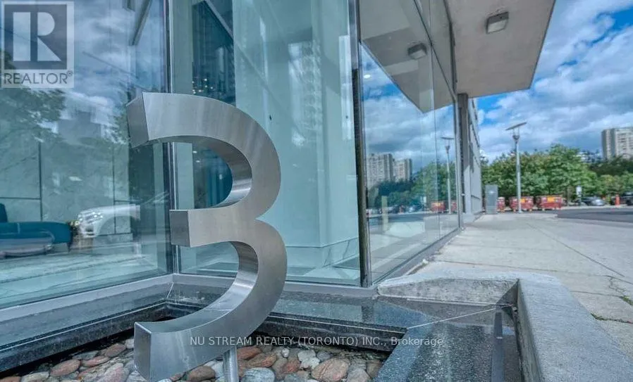 2110 - 3 NAVY WHARF COURT