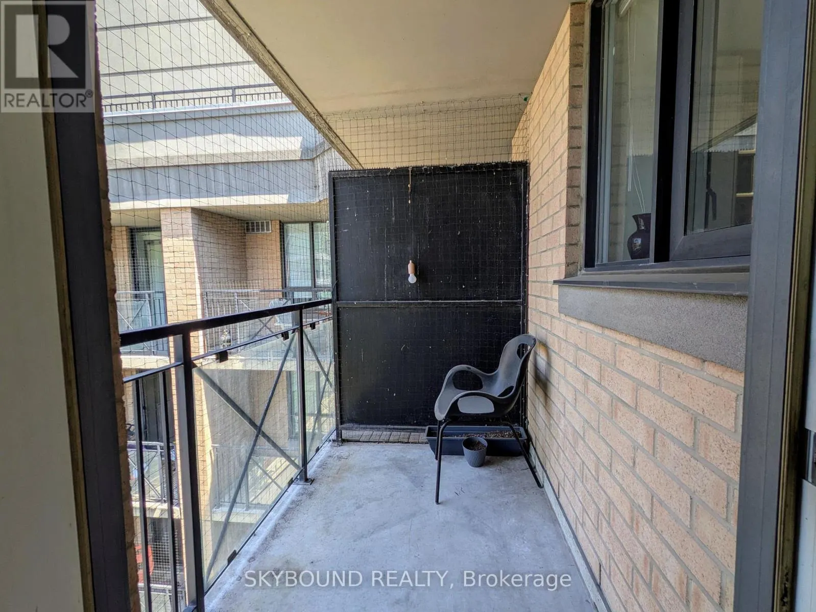 PH1620 - 140 SIMCOE STREET