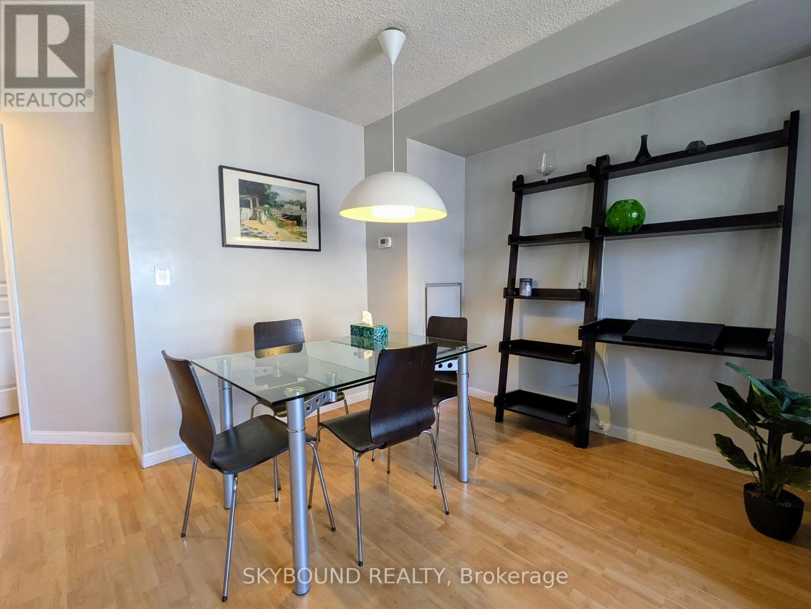 PH1620 - 140 SIMCOE STREET