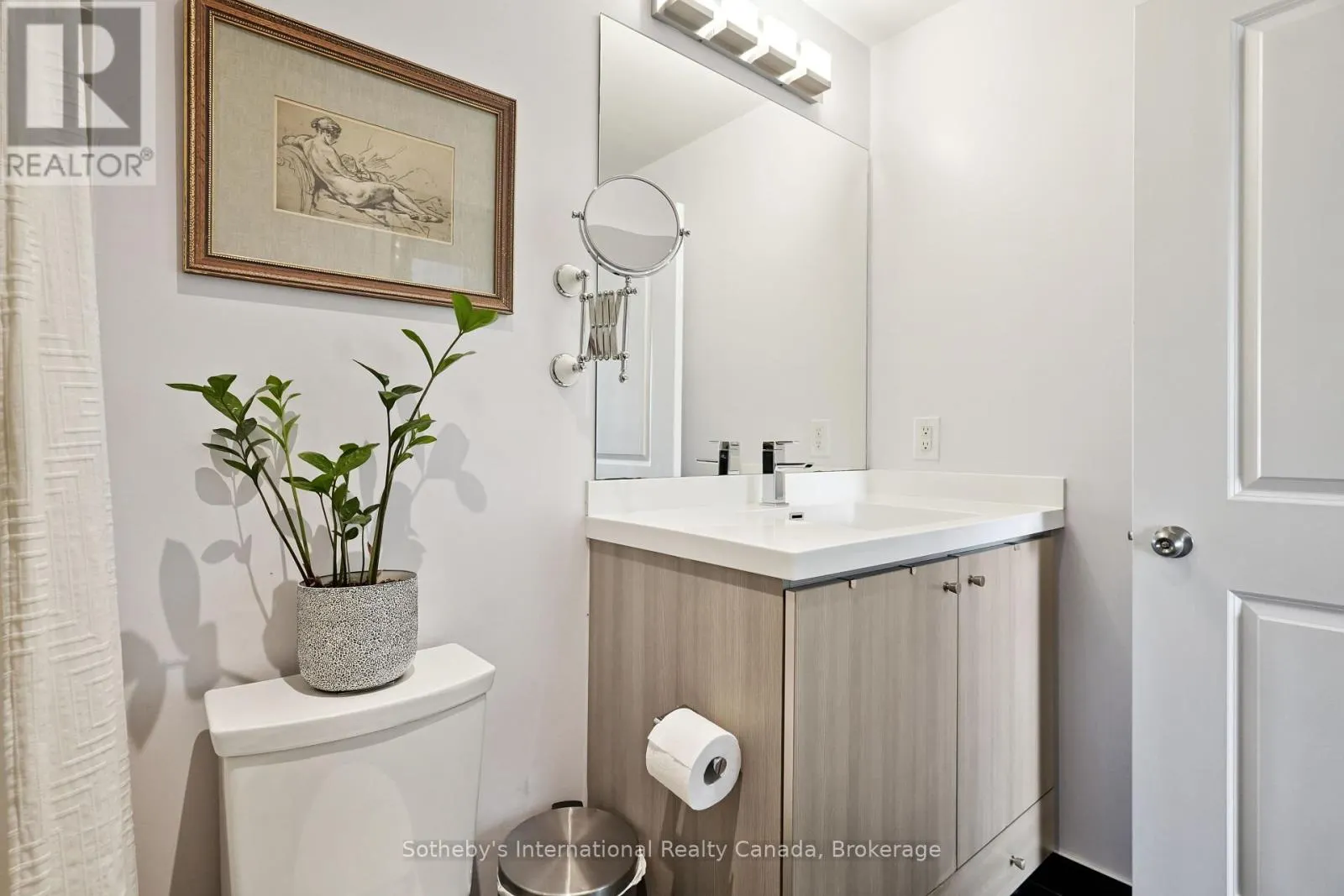 903 - 105 GEORGE STREET, #903