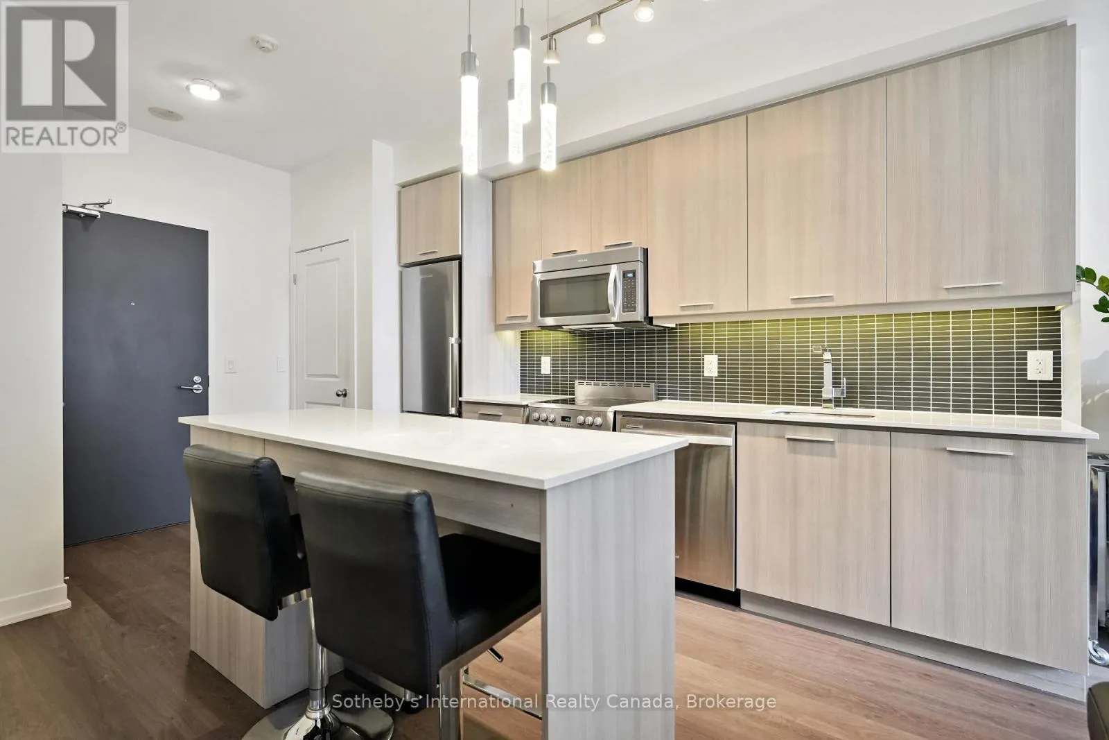 903 - 105 GEORGE STREET, #903