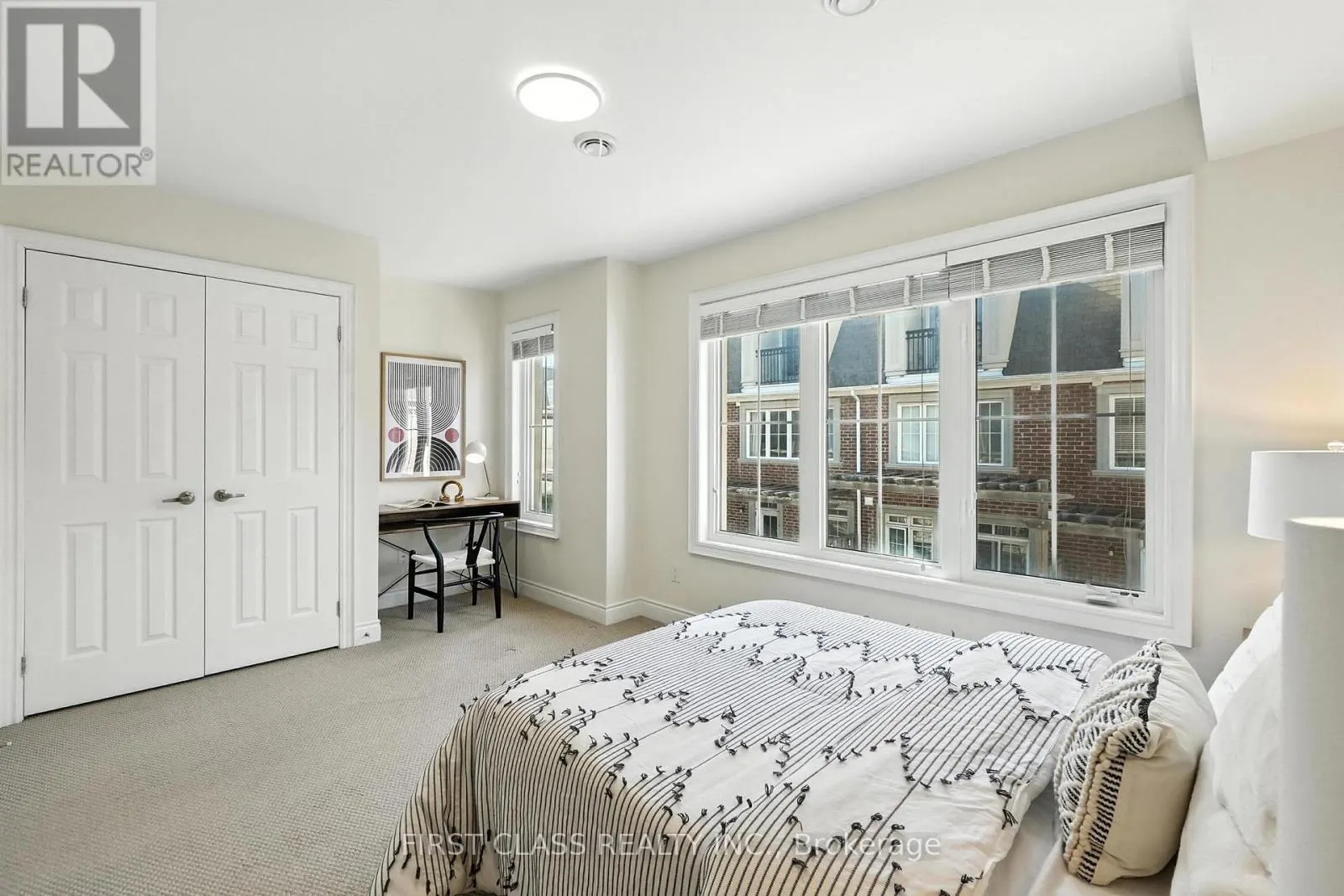 23 SLINGSBY LANE
