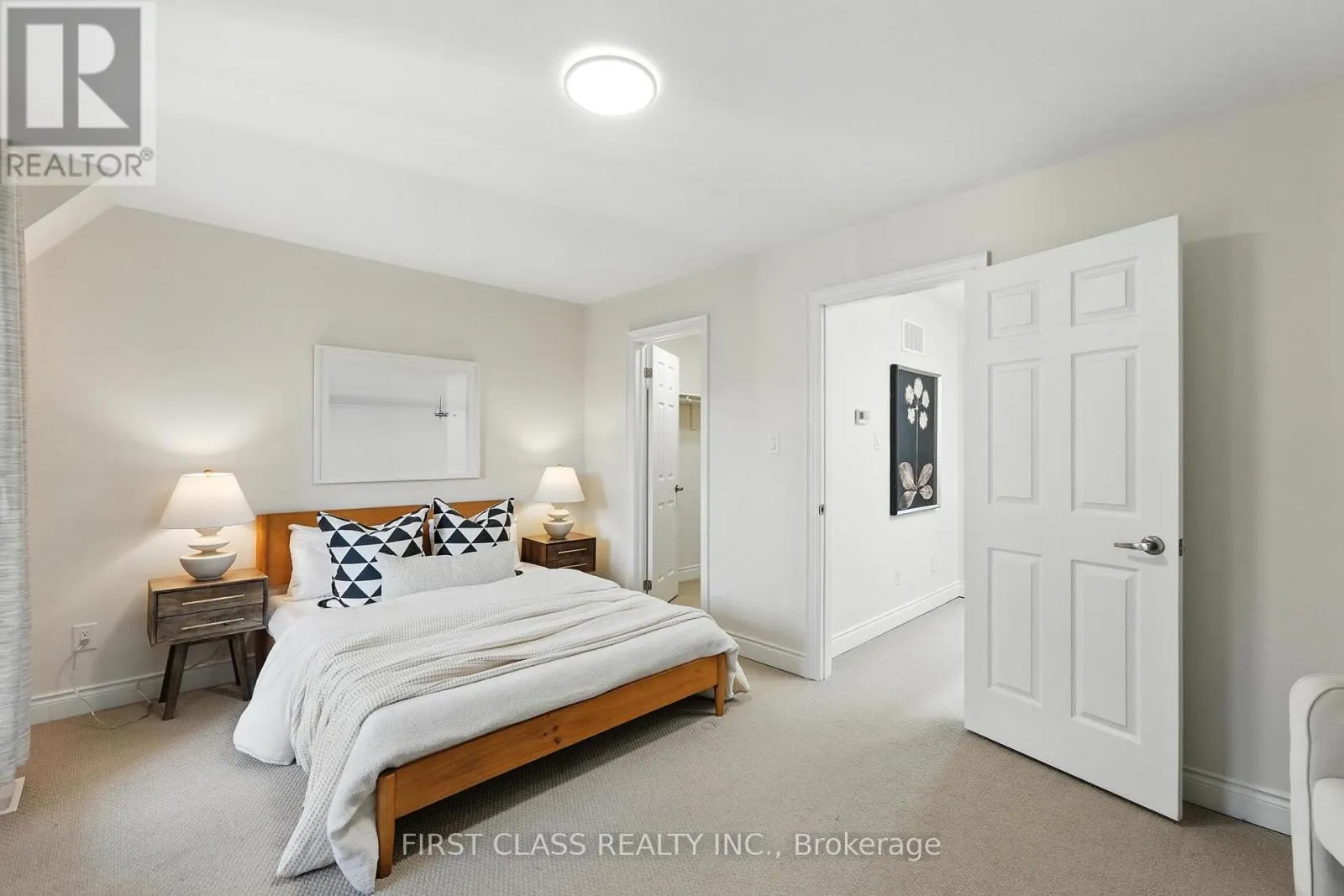 23 SLINGSBY LANE
