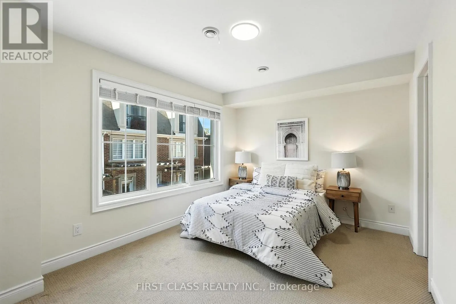 23 SLINGSBY LANE