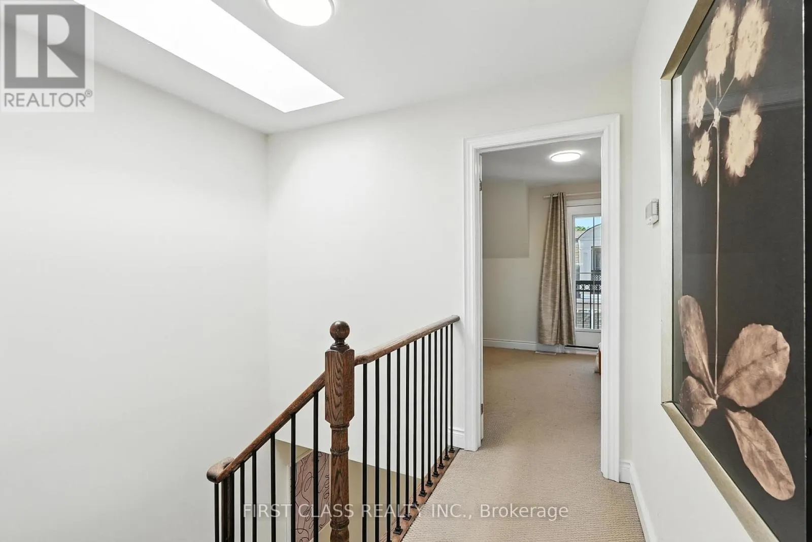23 SLINGSBY LANE