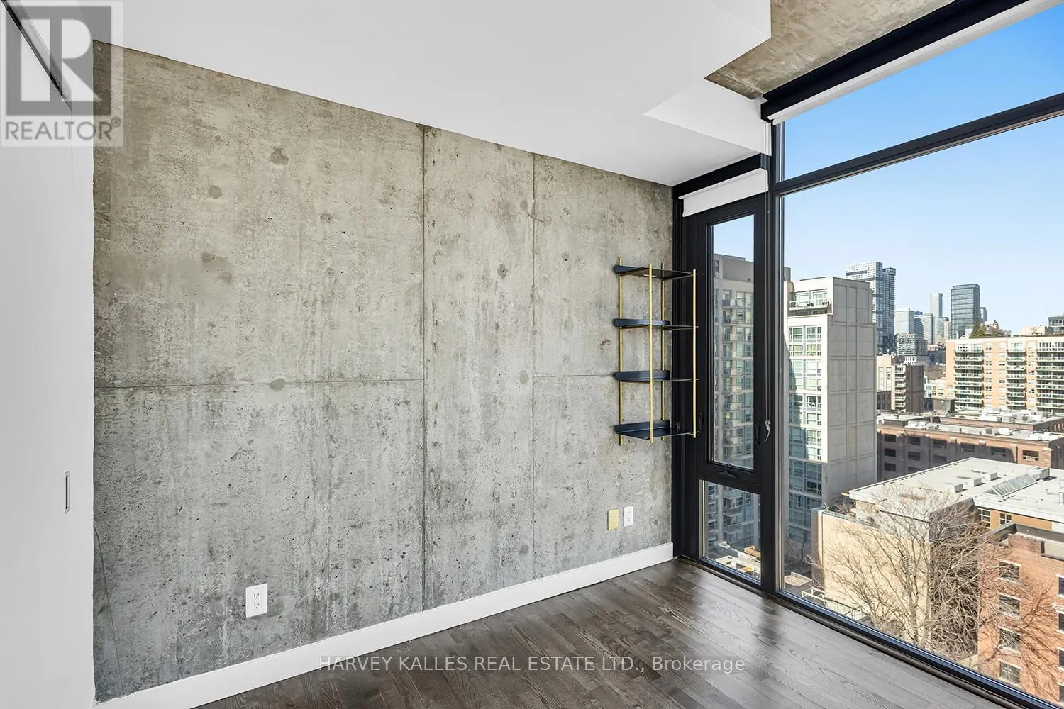 1105 - 138 PRINCESS STREET