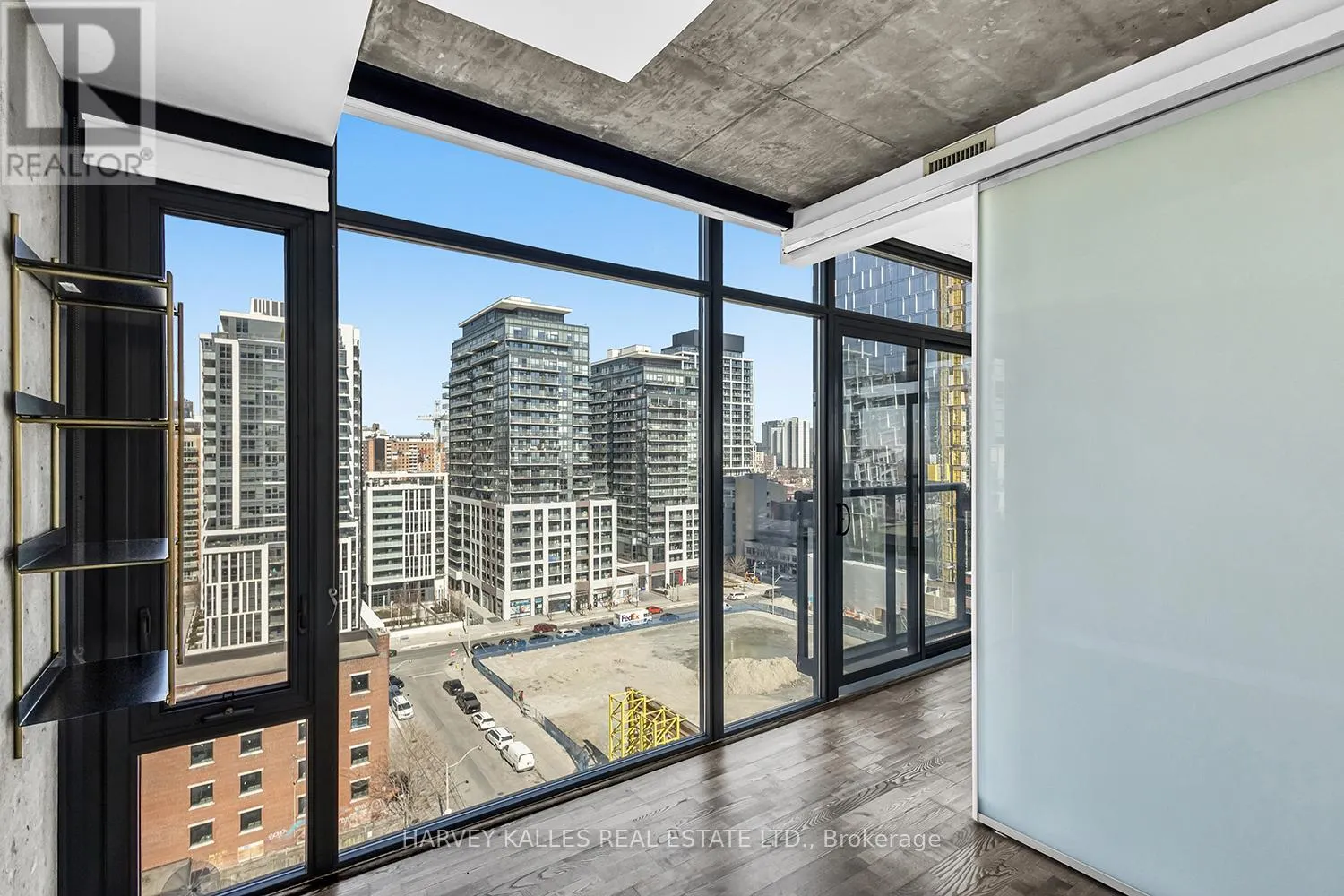 1105 - 138 PRINCESS STREET