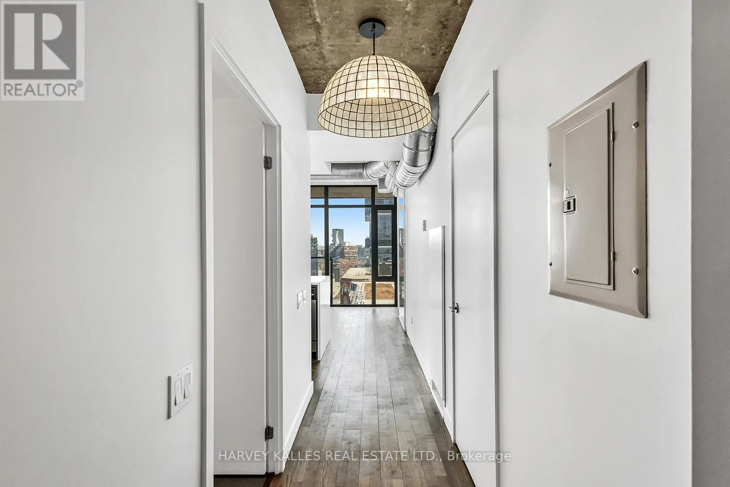 1105 - 138 PRINCESS STREET