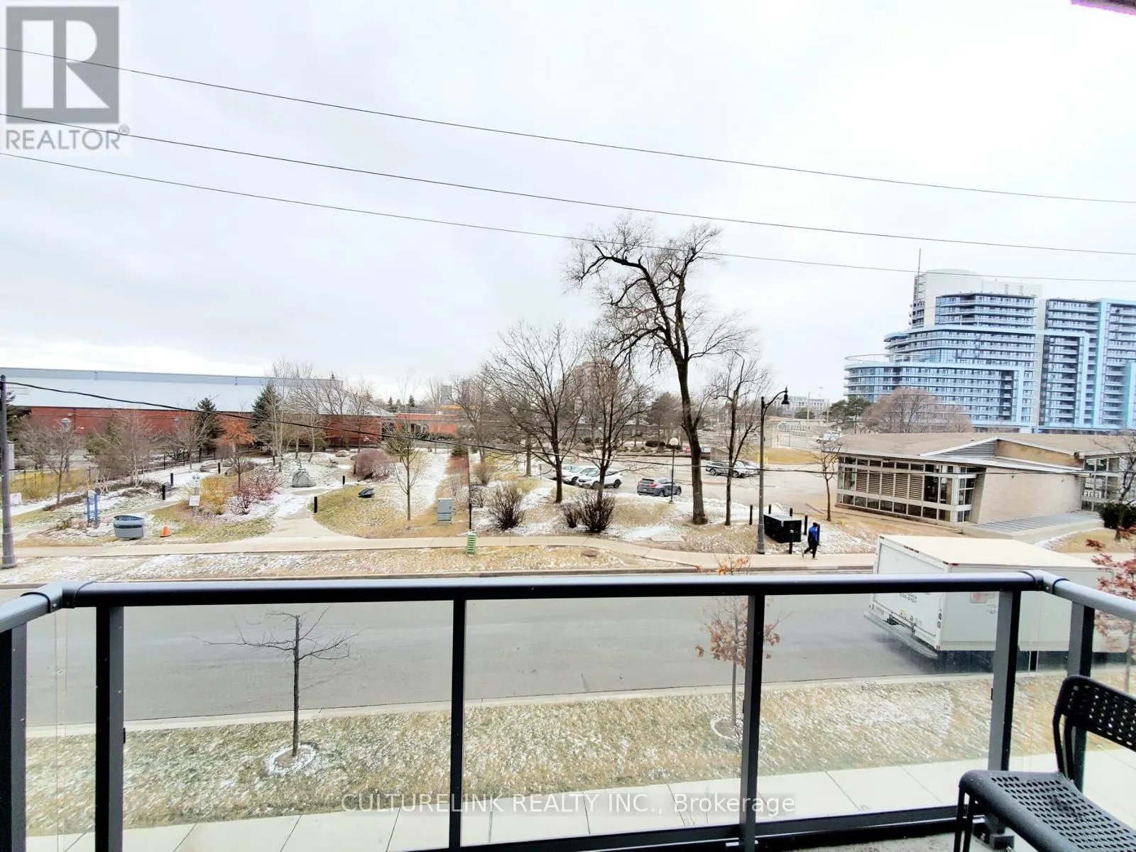 109 - 7 KENASTON GARDENS