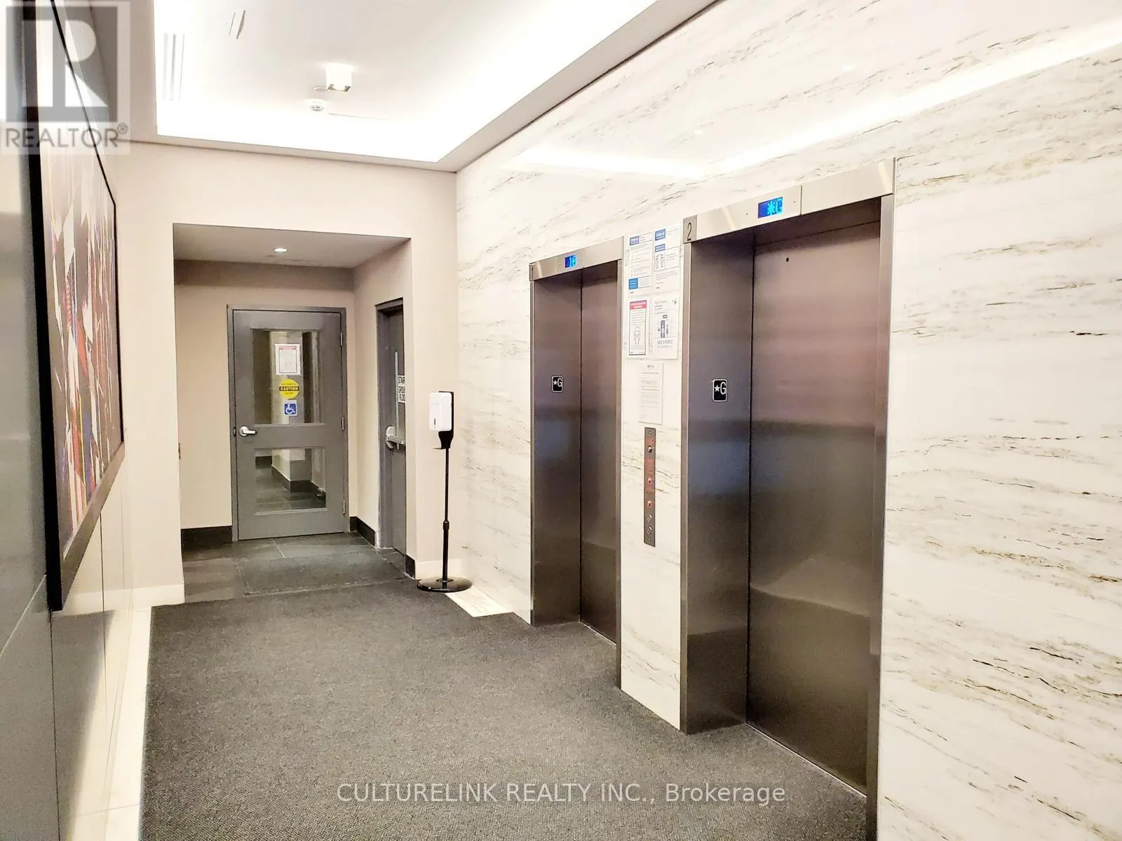 109 - 7 KENASTON GARDENS