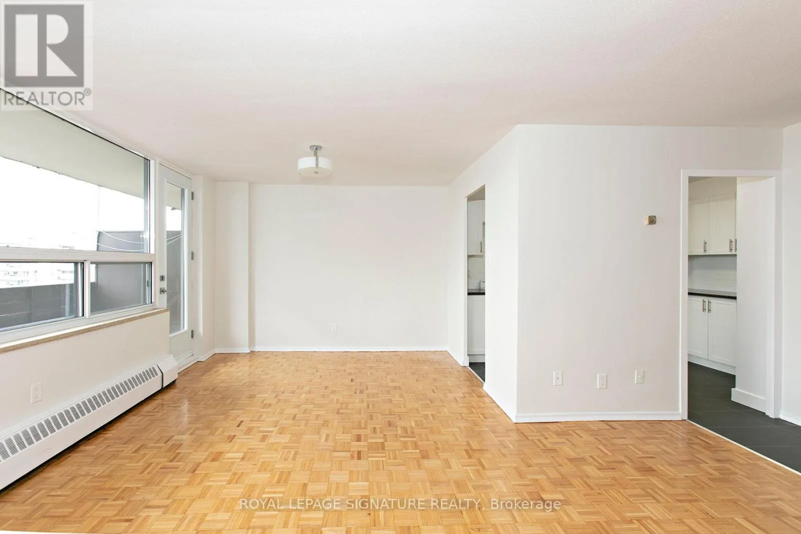 312 - 6200 BATHURST STREET