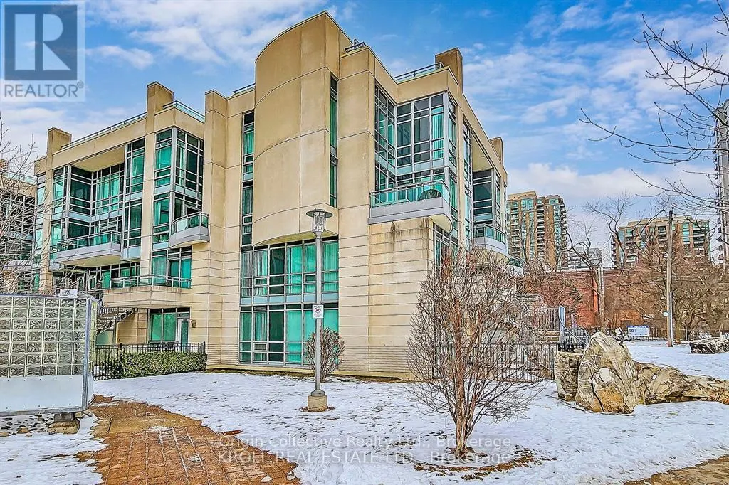 220 - 31 OLIVE AVENUE