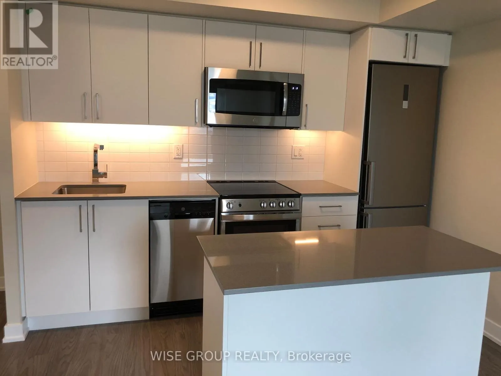 1005 - 38 MONTE KWINTER COURT