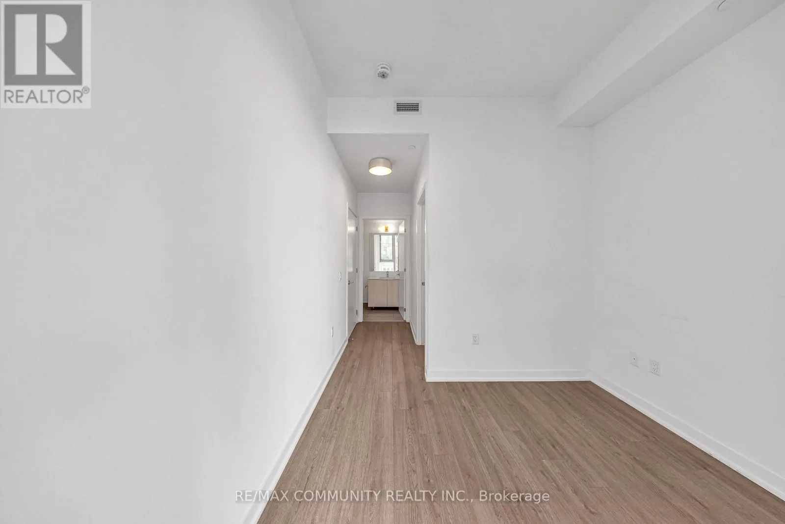 3609 - 357 KING STREET W