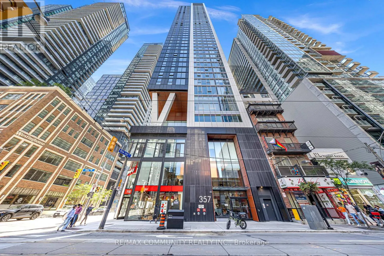 3609 - 357 KING STREET W