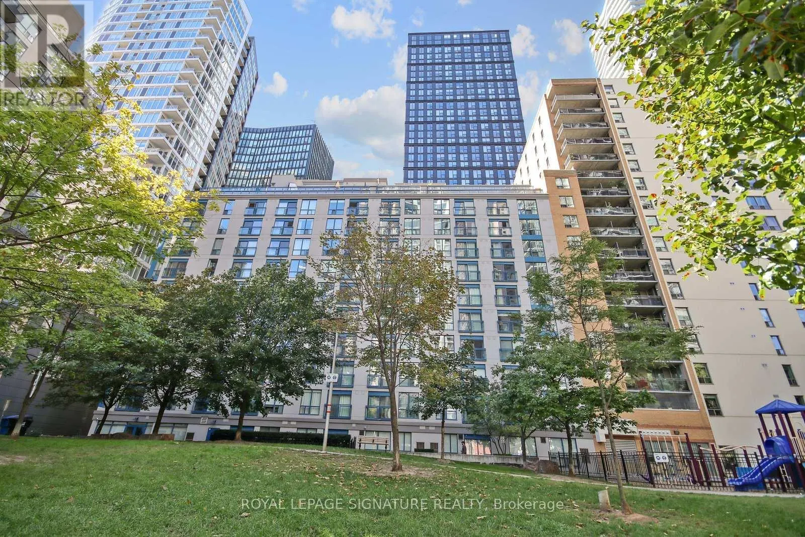 407 - 75 DALHOUSIE STREET