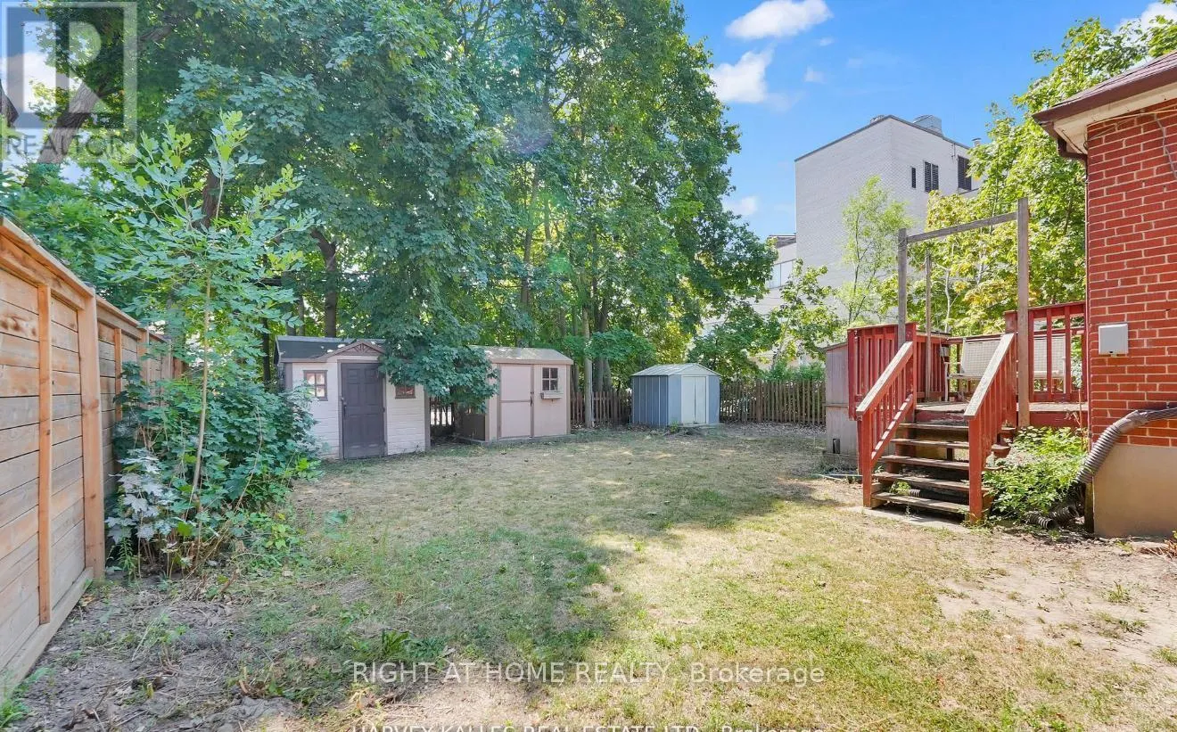 547 DOUGLAS AVENUE