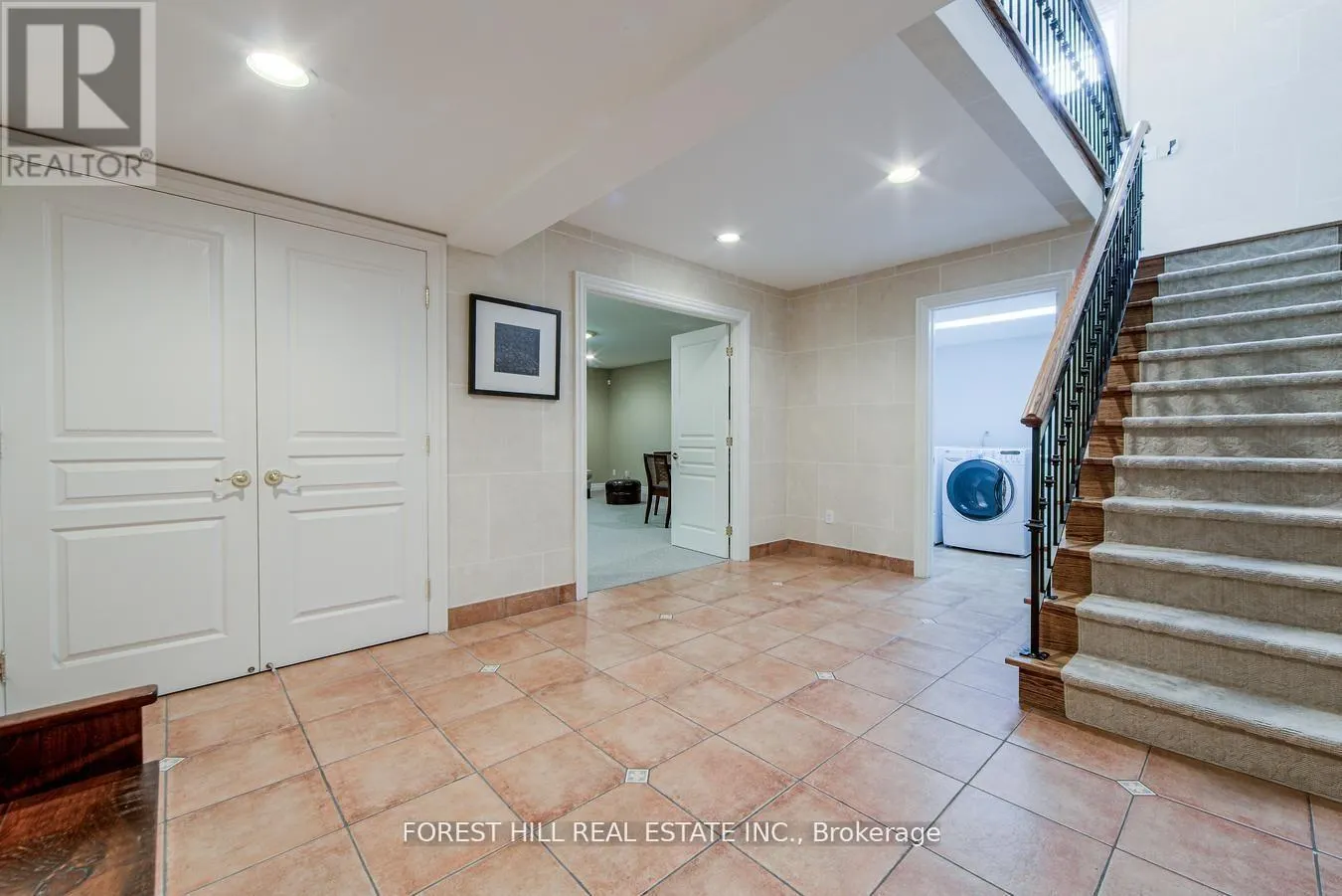 42 ALDERSHOT CRESCENT