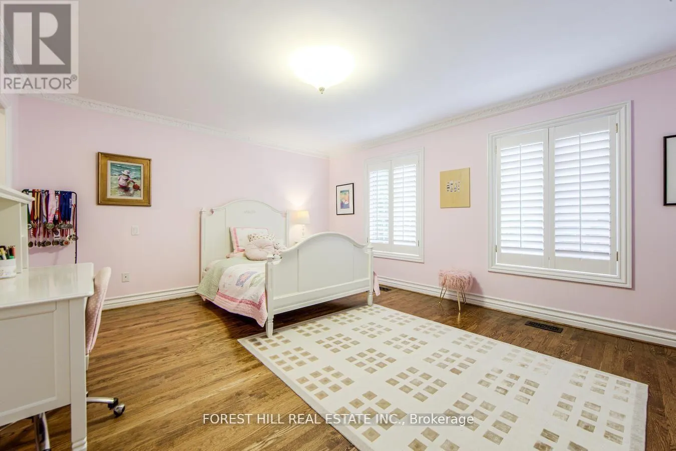 42 ALDERSHOT CRESCENT