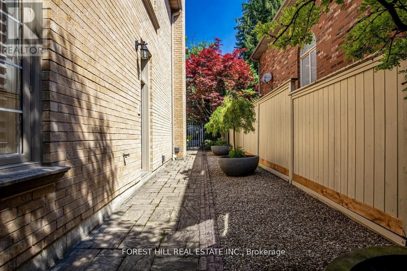 42 ALDERSHOT CRESCENT