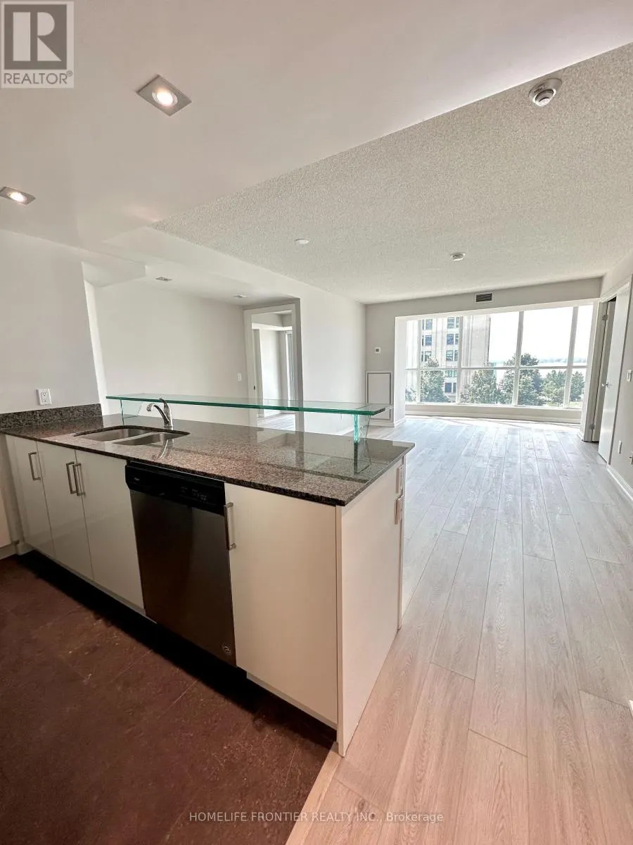 507 - 208 QUEENS QUAY W