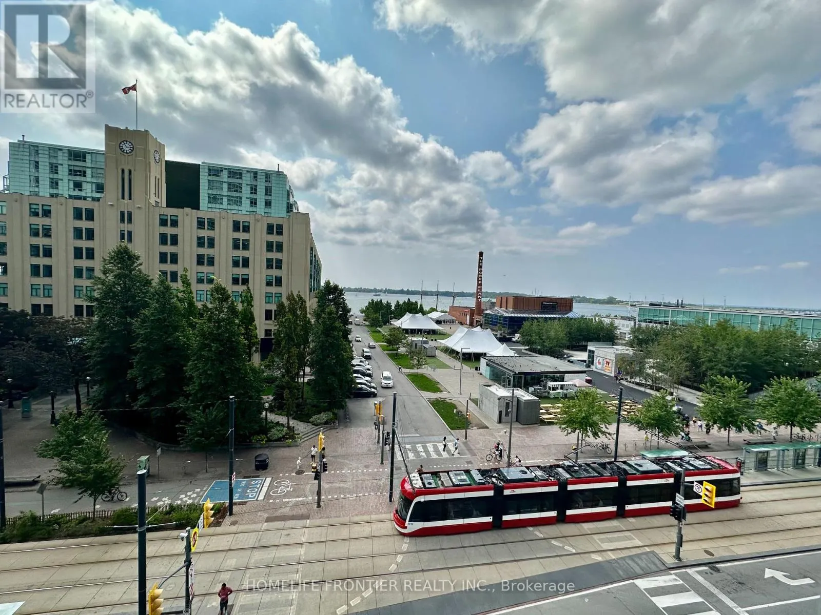 507 - 208 QUEENS QUAY W