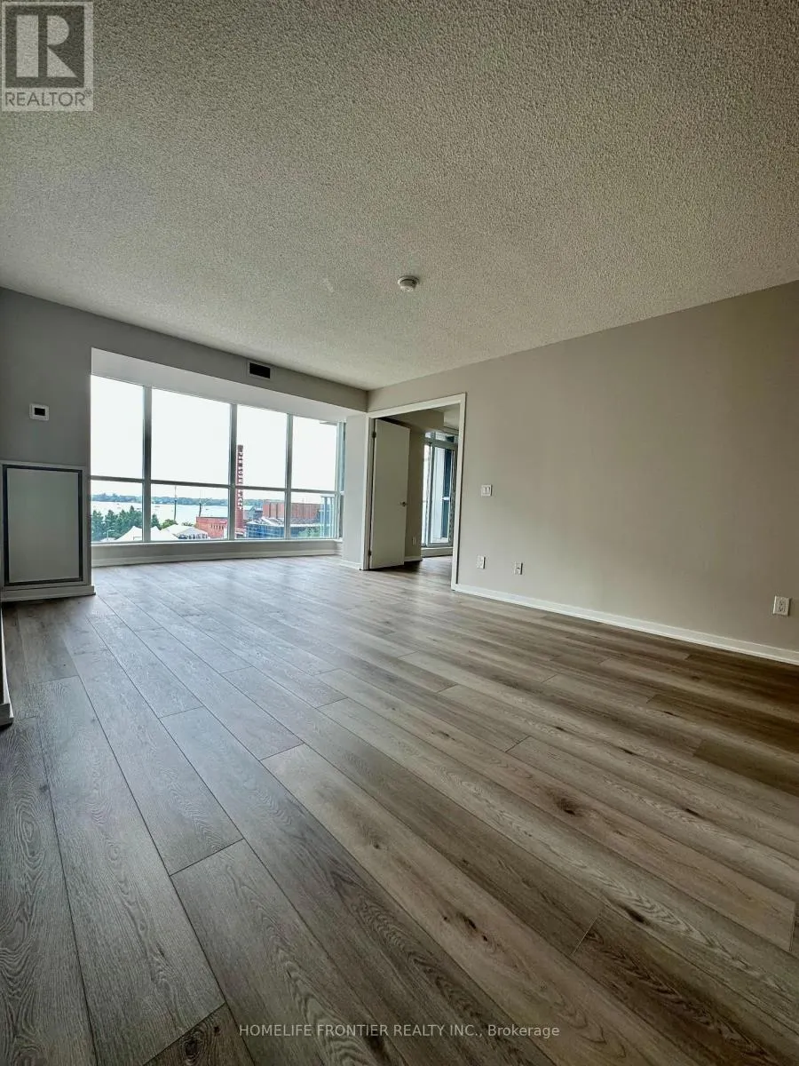 507 - 208 QUEENS QUAY W