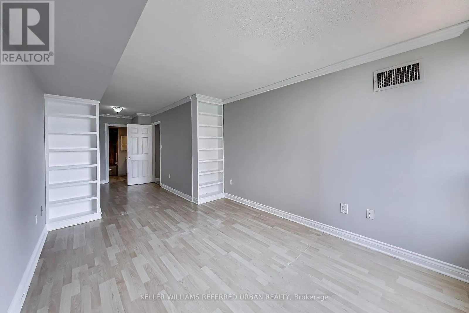 502 - 5 CONCORDE PLACE