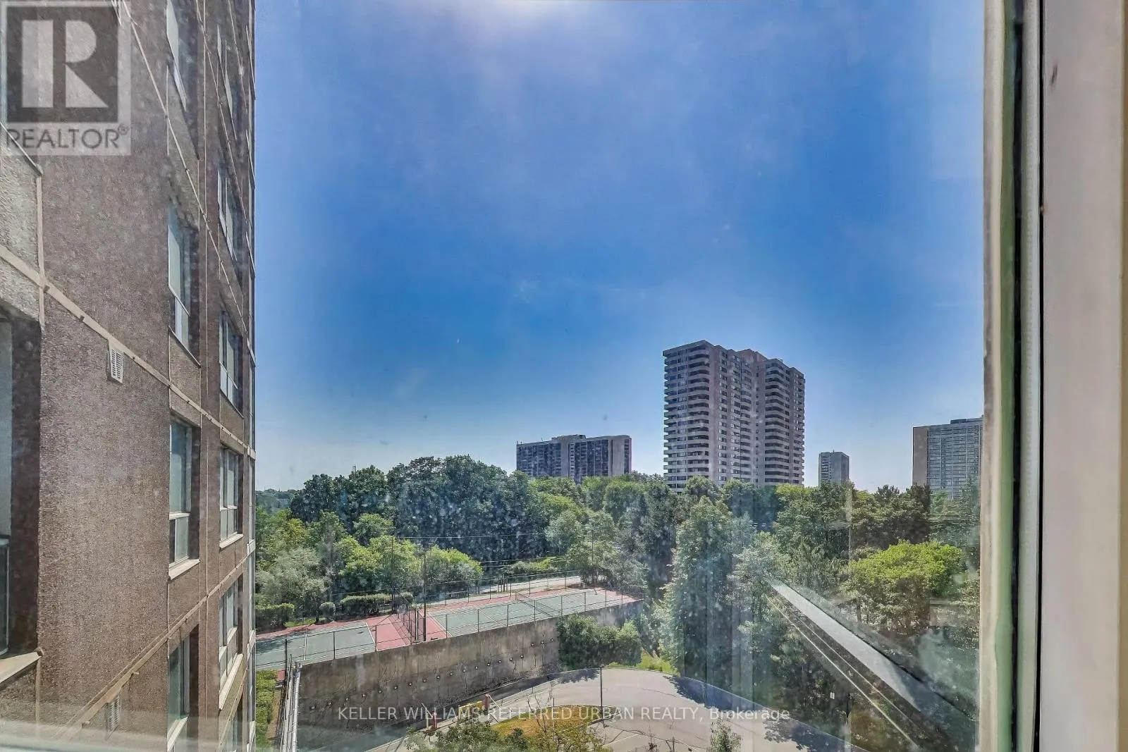 502 - 5 CONCORDE PLACE
