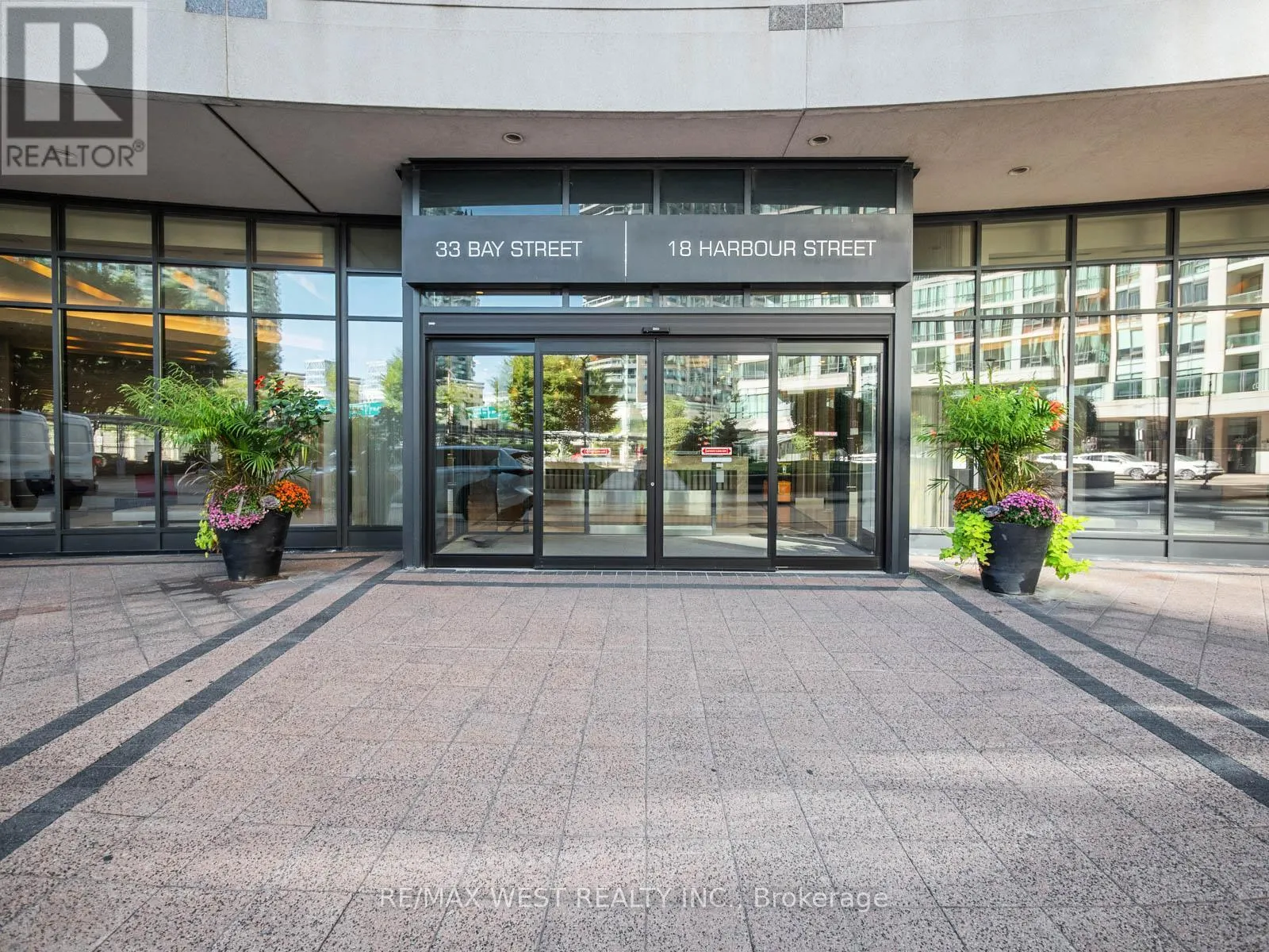 3104 - 33 BAY STREET
