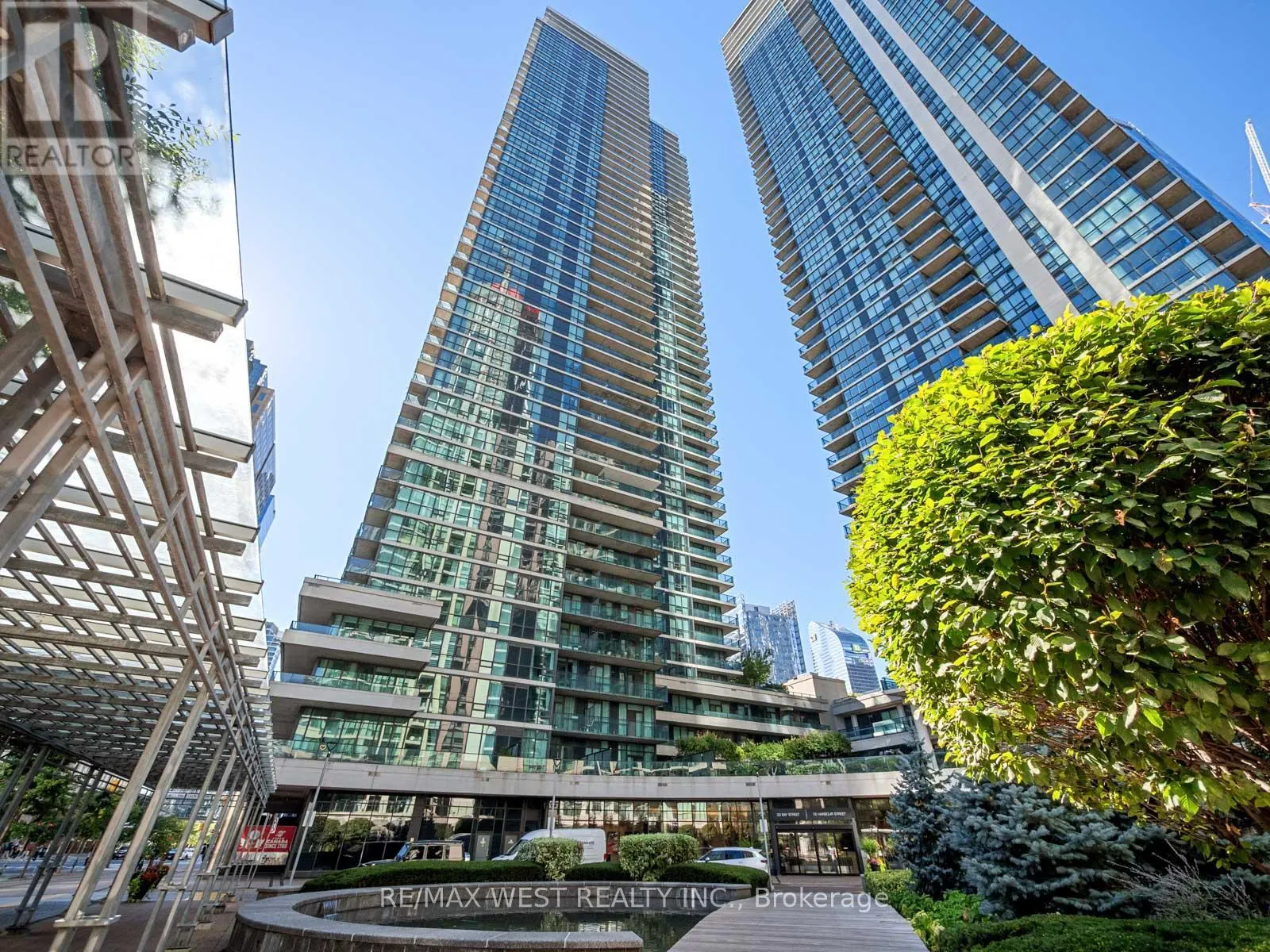 3104 - 33 BAY STREET