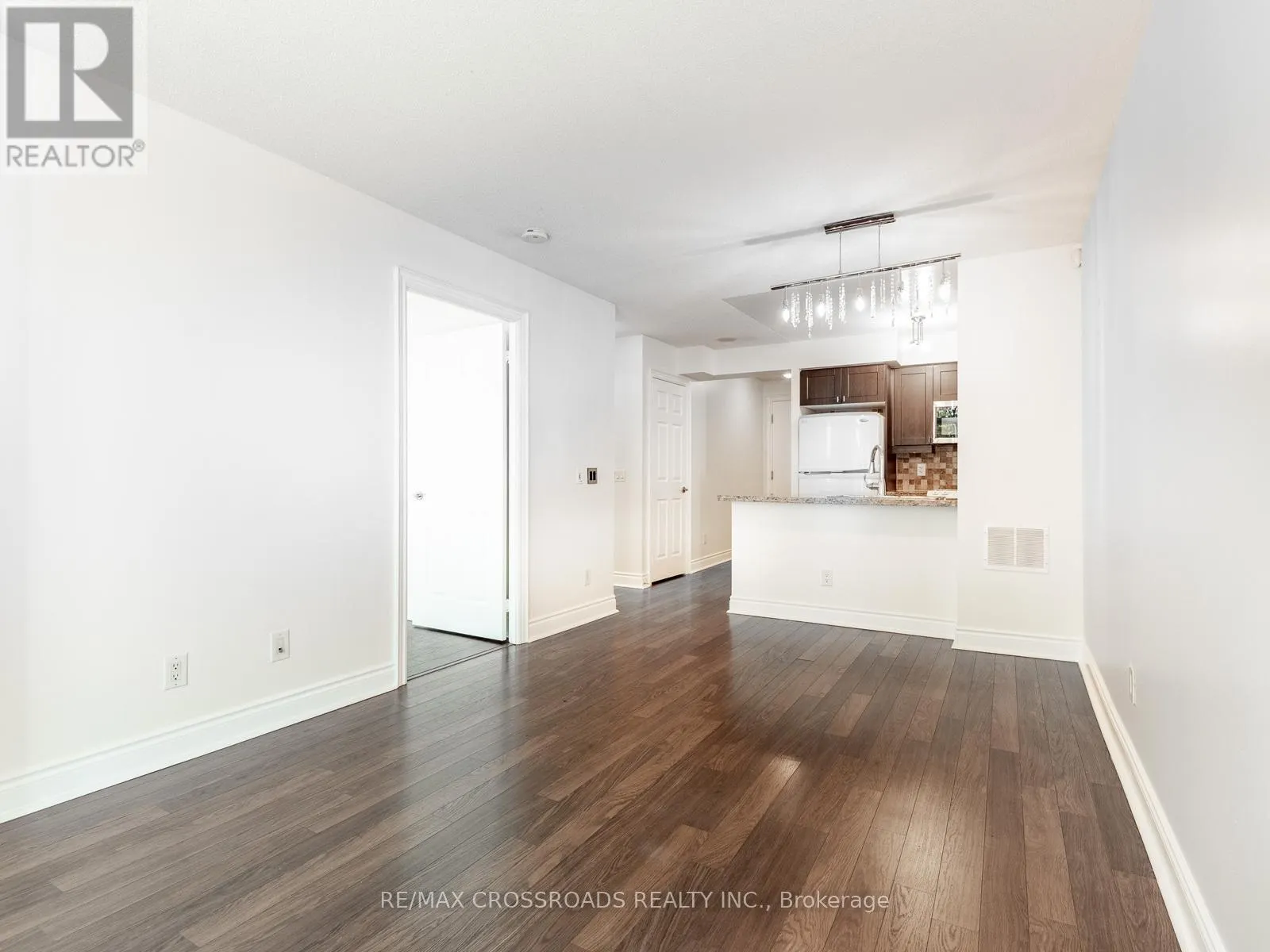 324 - 25 GREENVIEW AVENUE
