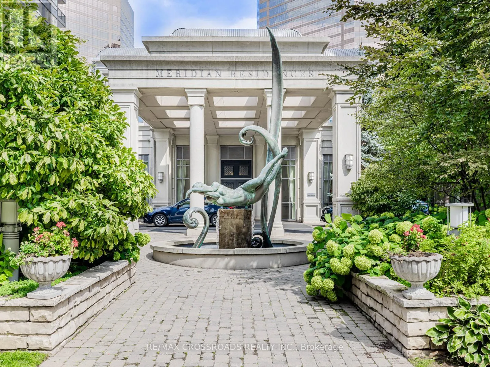 324 - 25 GREENVIEW AVENUE