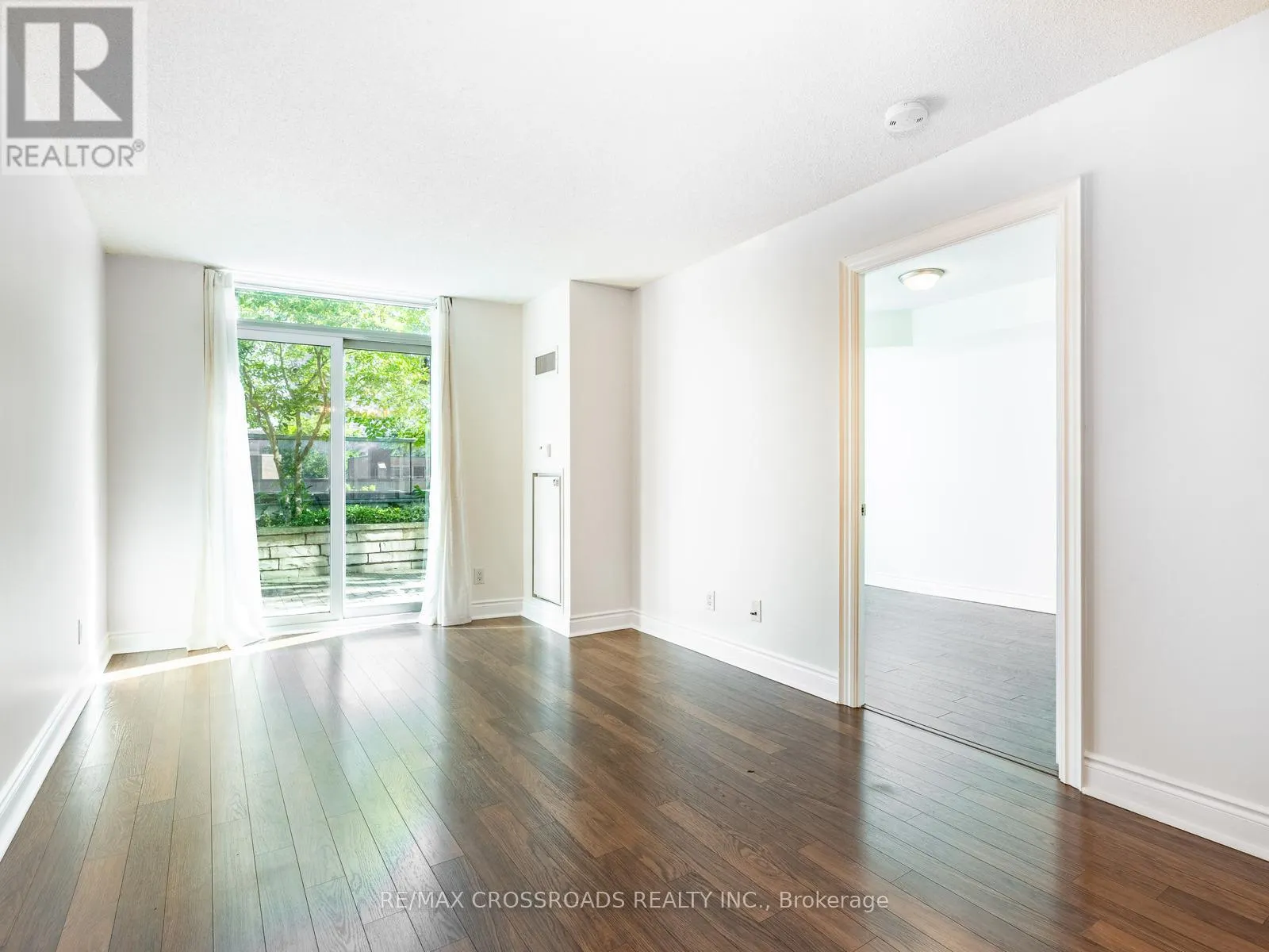 324 - 25 GREENVIEW AVENUE