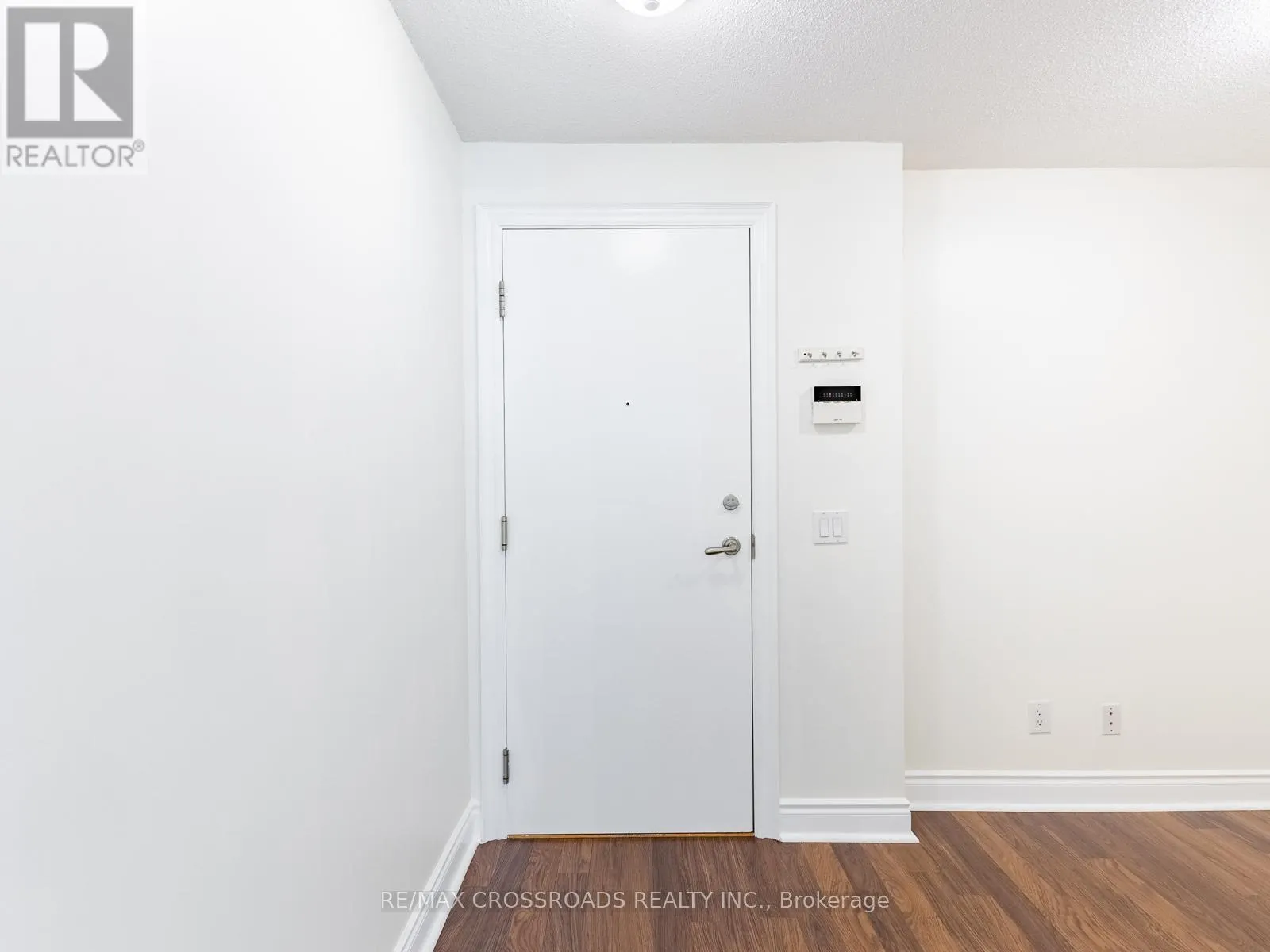 324 - 25 GREENVIEW AVENUE