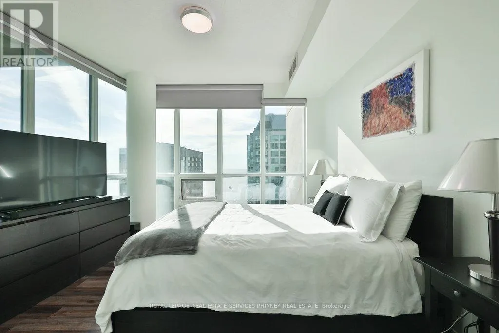 3109 - 16 YONGE STREET